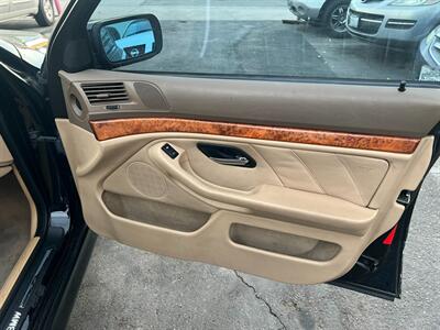 2000 BMW 5 Series 528i   - Photo 20 - Los Angeles, CA 91306