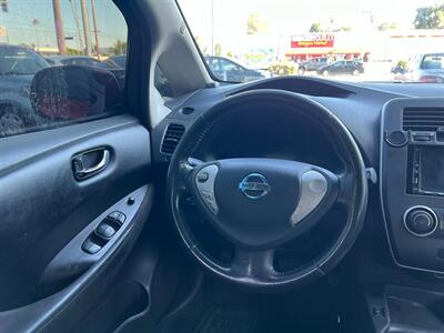 2014 Nissan LEAF S   - Photo 23 - Los Angeles, CA 91306