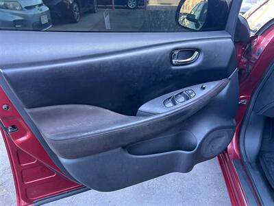 2014 Nissan LEAF S   - Photo 15 - Los Angeles, CA 91306