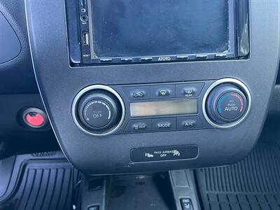2014 Nissan LEAF S   - Photo 48 - Los Angeles, CA 91306