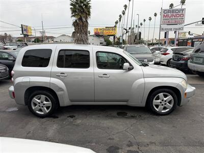 2011 Chevrolet HHR LT - Photo 4 - Los Angeles, CA 91306