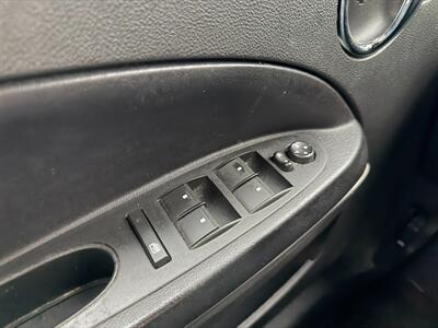 2011 Chevrolet HHR LT - Photo 48 - Los Angeles, CA 91306