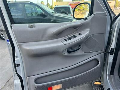2000 Ford Expedition XLT   - Photo 15 - Los Angeles, CA 91306