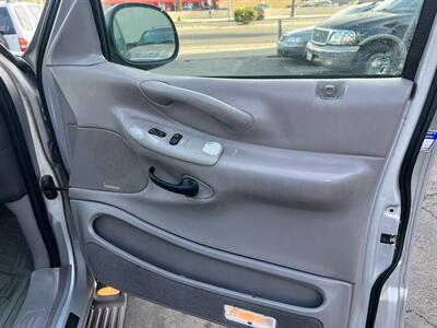 2000 Ford Expedition XLT   - Photo 42 - Los Angeles, CA 91306