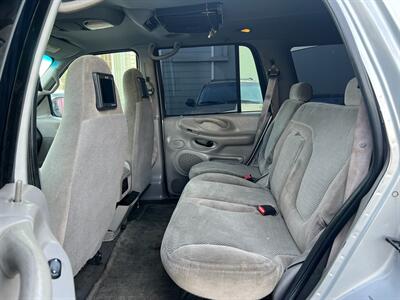 2000 Ford Expedition XLT   - Photo 18 - Los Angeles, CA 91306
