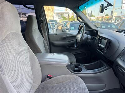 2000 Ford Expedition XLT   - Photo 44 - Los Angeles, CA 91306