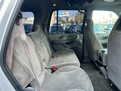 2000 Ford Expedition XLT   - Photo 45 - Los Angeles, CA 91306