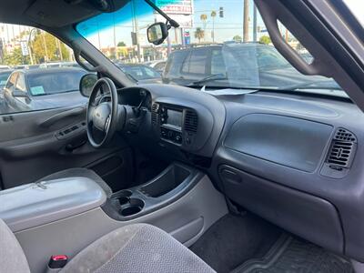 2000 Ford Expedition XLT   - Photo 43 - Los Angeles, CA 91306