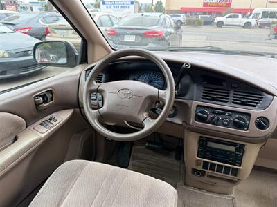 2002 Toyota Sienna CE - Photo 24 - Los Angeles, CA 91306