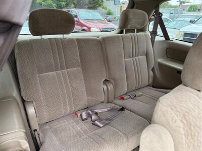 2002 Toyota Sienna CE - Photo 20 - Los Angeles, CA 91306