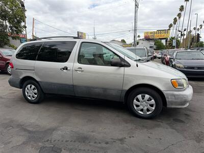 2002 Toyota Sienna CE - Photo 4 - Los Angeles, CA 91306