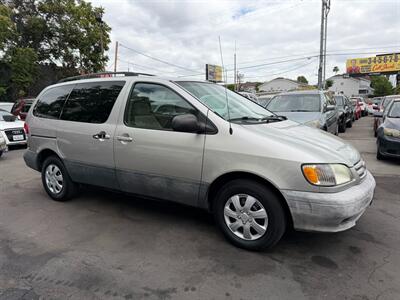 2002 Toyota Sienna CE - Photo 3 - Los Angeles, CA 91306