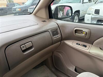 2002 Toyota Sienna CE - Photo 44 - Los Angeles, CA 91306