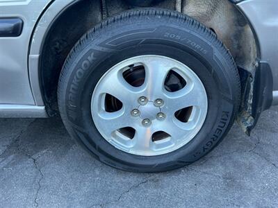 1999 Subaru Legacy Outback   - Photo 13 - Los Angeles, CA 91306