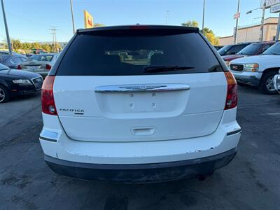 2006 Chrysler Pacifica Touring - Photo 8 - Los Angeles, CA 91306