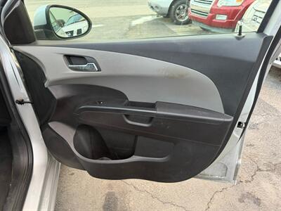 2016 Chevrolet Sonic LT Auto   - Photo 39 - Los Angeles, CA 91306