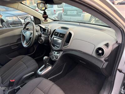 2016 Chevrolet Sonic LT Auto   - Photo 40 - Los Angeles, CA 91306