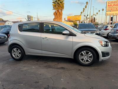 2016 Chevrolet Sonic LT Auto   - Photo 4 - Los Angeles, CA 91306