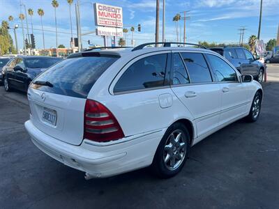 2004 Mercedes-Benz C 240   - Photo 8 - Los Angeles, CA 91306