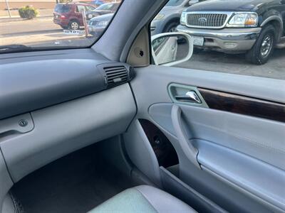 2004 Mercedes-Benz C 240   - Photo 20 - Los Angeles, CA 91306