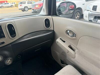 2010 Nissan cube 1.8 S   - Photo 22 - Los Angeles, CA 91306