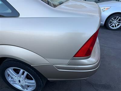 2000 Ford Focus SE - Photo 59 - Los Angeles, CA 91306