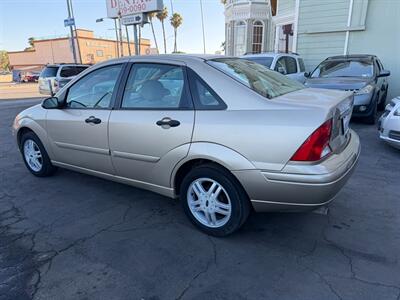2000 Ford Focus SE - Photo 31 - Los Angeles, CA 91306