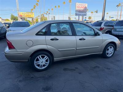 2000 Ford Focus SE - Photo 7 - Los Angeles, CA 91306