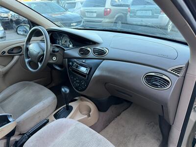 2000 Ford Focus SE - Photo 40 - Los Angeles, CA 91306