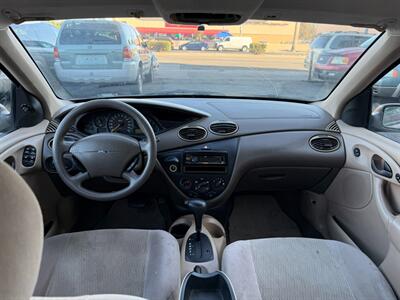 2000 Ford Focus SE - Photo 20 - Los Angeles, CA 91306