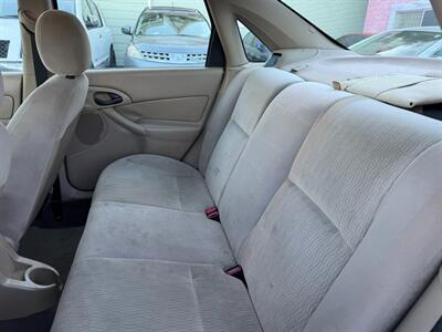 2000 Ford Focus SE - Photo 18 - Los Angeles, CA 91306