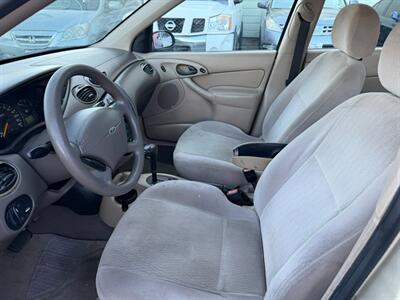 2000 Ford Focus SE - Photo 16 - Los Angeles, CA 91306