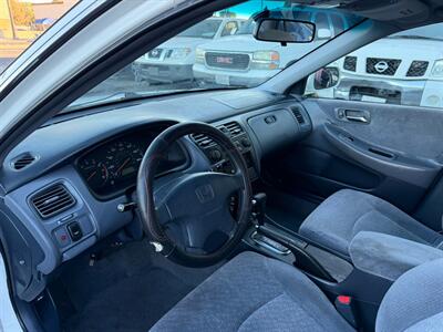 2001 Honda Accord LX - Photo 16 - Los Angeles, CA 91306