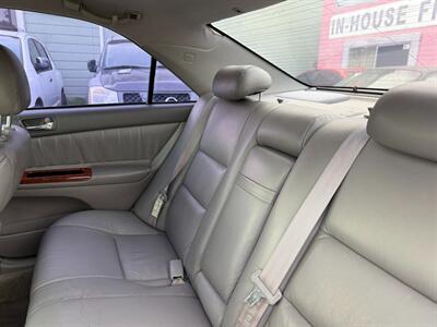 2004 Toyota Camry XLE V6   - Photo 19 - Los Angeles, CA 91306