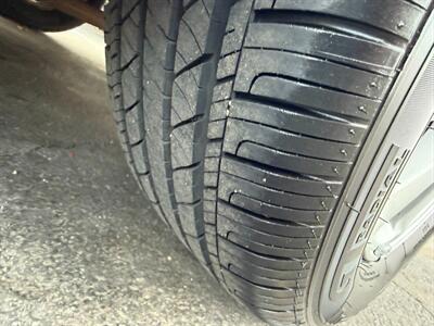 2004 Toyota Camry XLE V6   - Photo 14 - Los Angeles, CA 91306