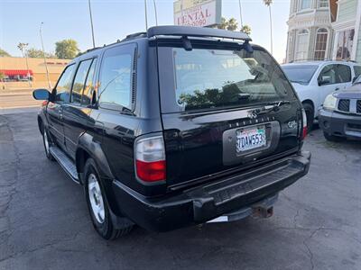 1999 INFINITI QX4   - Photo 9 - Los Angeles, CA 91306