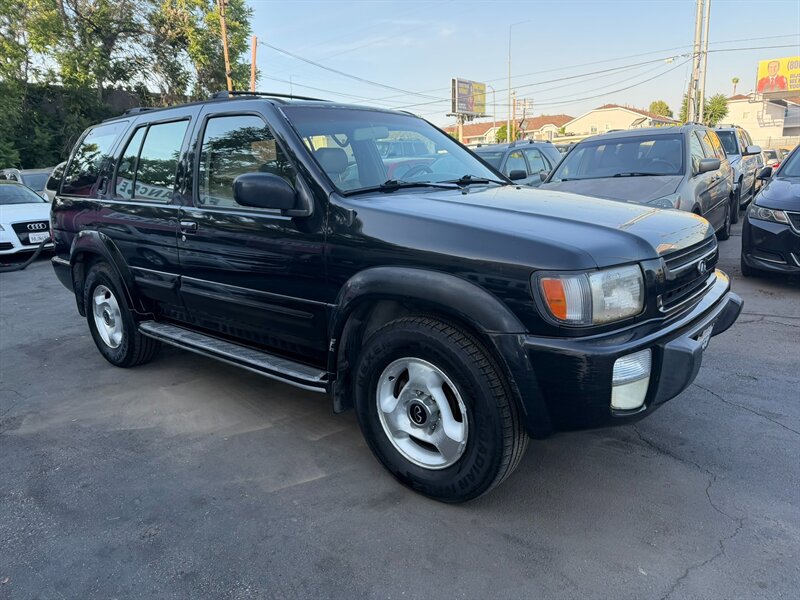 1999 INFINITI QX4  