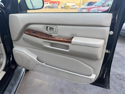 1999 INFINITI QX4   - Photo 38 - Los Angeles, CA 91306
