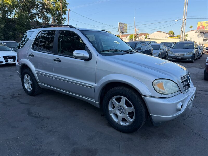 2002 Mercedes-Benz ML 320  