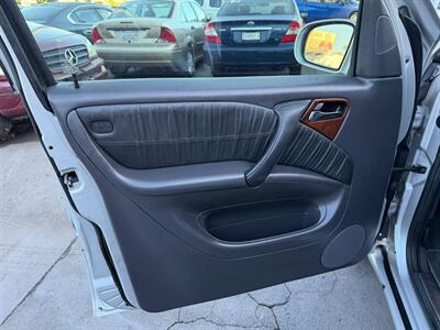 2002 Mercedes-Benz ML 320 - Photo 15 - Los Angeles, CA 91306