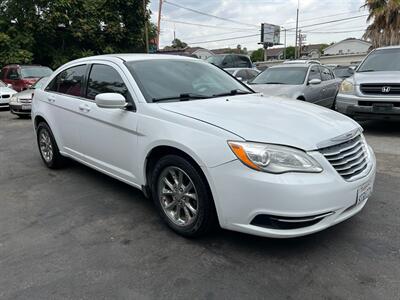 2014 Chrysler 200 LX  