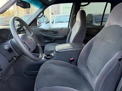 2002 Ford Expedition XLT   - Photo 16 - Los Angeles, CA 91306