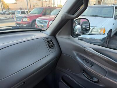 2002 Ford Expedition XLT   - Photo 43 - Los Angeles, CA 91306