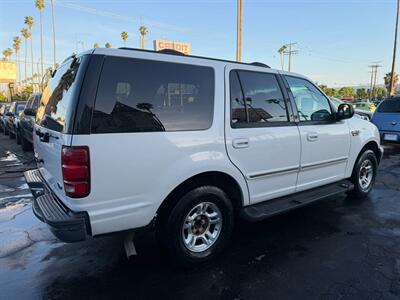 2002 Ford Expedition XLT   - Photo 6 - Los Angeles, CA 91306