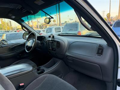 2002 Ford Expedition XLT   - Photo 36 - Los Angeles, CA 91306