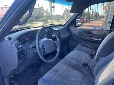 2001 Ford F-150 XLT   - Photo 4 - Los Angeles, CA 91306