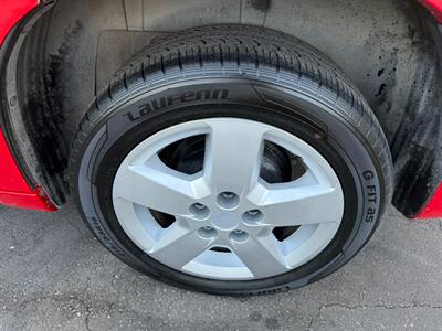 2011 Chevrolet HHR LT - Photo 11 - Los Angeles, CA 91306