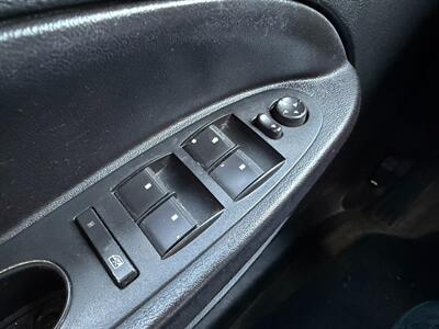 2011 Chevrolet HHR LT - Photo 48 - Los Angeles, CA 91306
