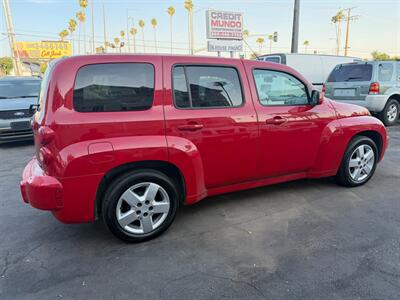 2011 Chevrolet HHR LT - Photo 6 - Los Angeles, CA 91306