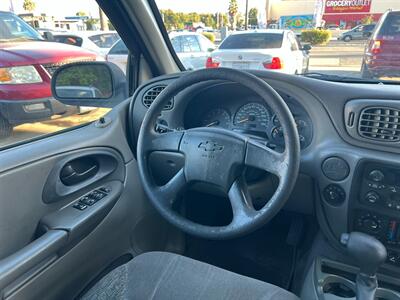 2002 Chevrolet TrailBlazer LS   - Photo 24 - Los Angeles, CA 91306